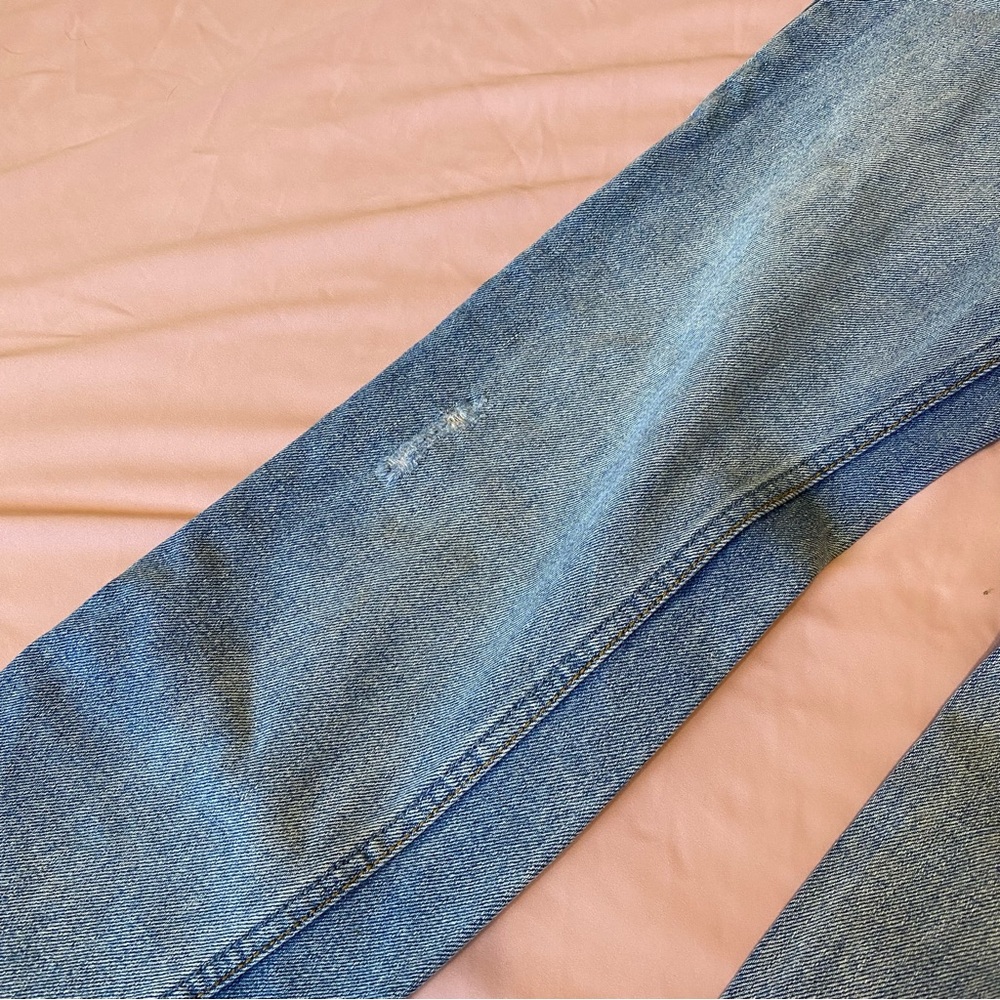 Brandy Melville Boyfriend Mom Jeans - Picture 9 of 9